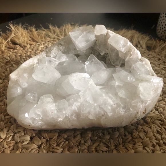 Large Apophyllite Crystal - Picture 9 of 9